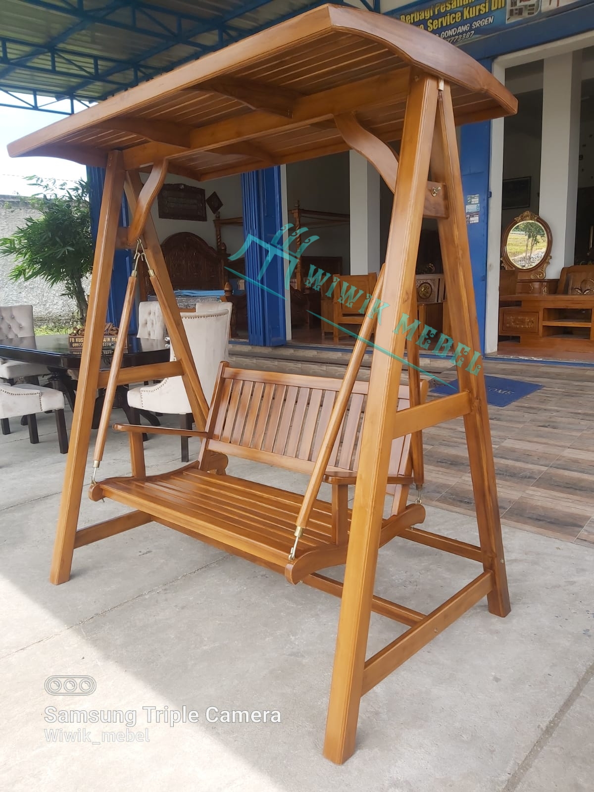 Gallery Ayunan taman kayu jati